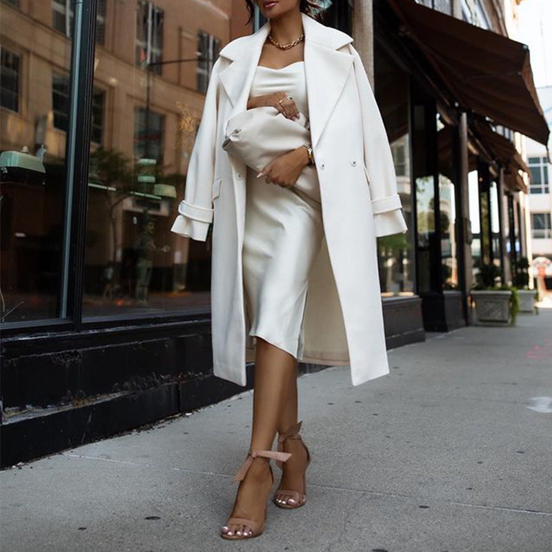 White trench 2024 coat outfit