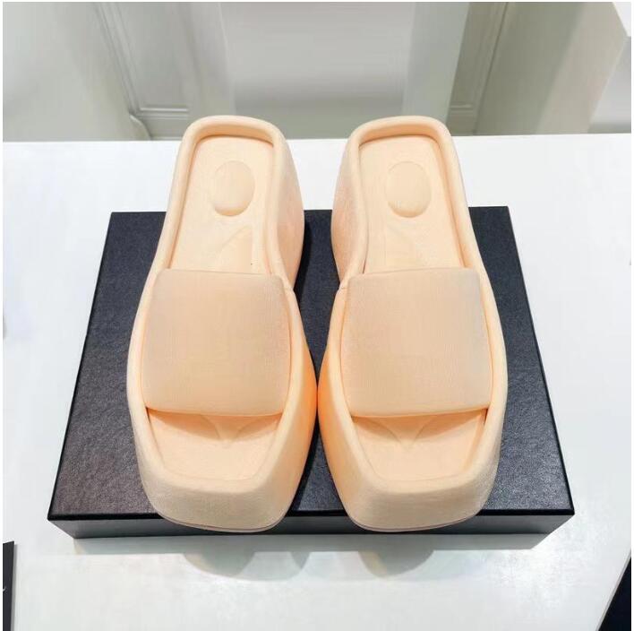 Sandals 2022 Trends | Thick Summer Sandal