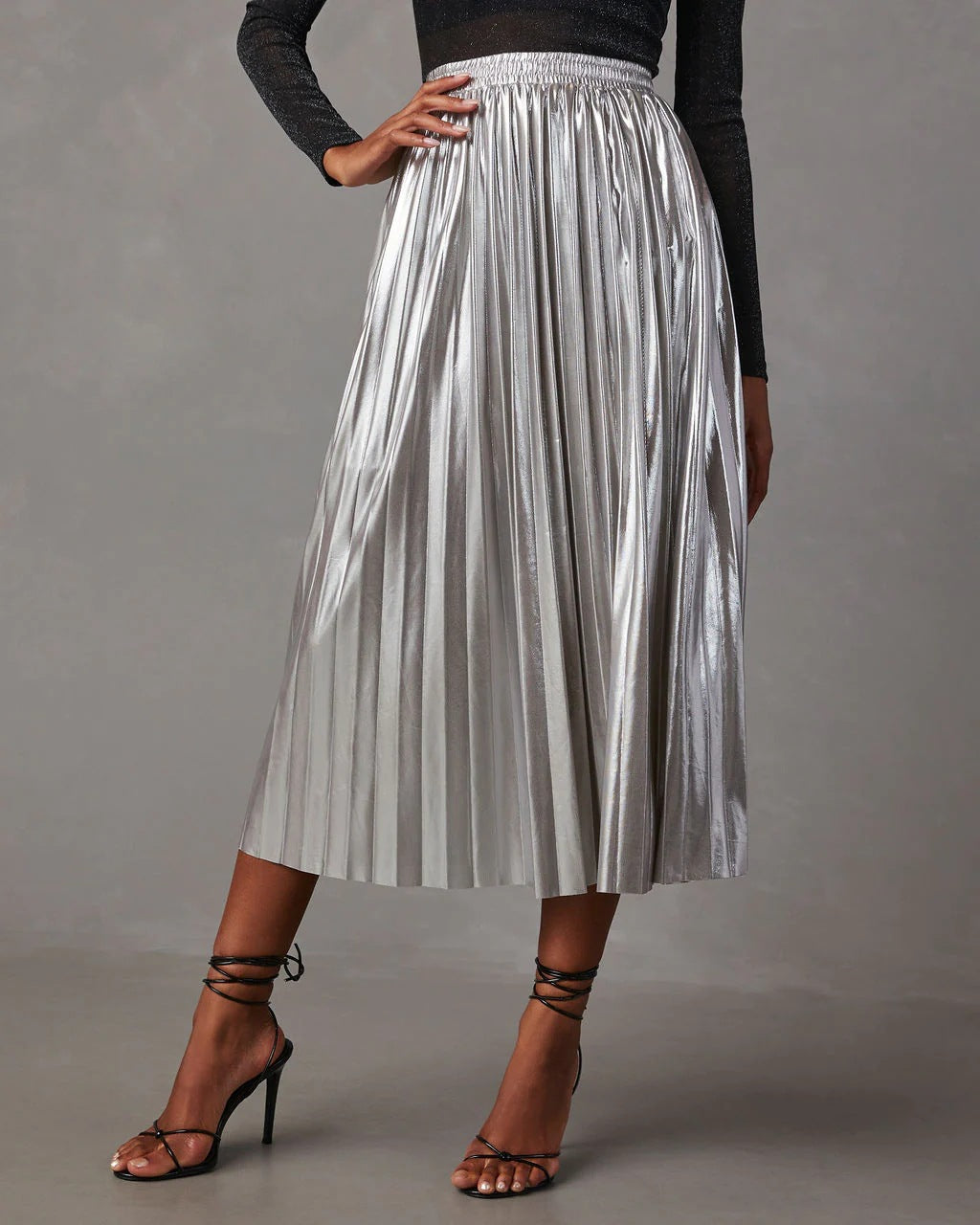 Y2K Fall Outfits | Silver Metallic Maxi Skirt