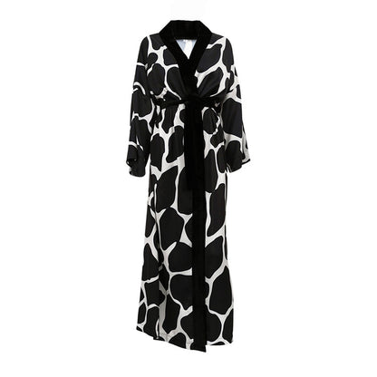 Fall Outfits Robe Dress | Black & White Abstract Kimono Dress