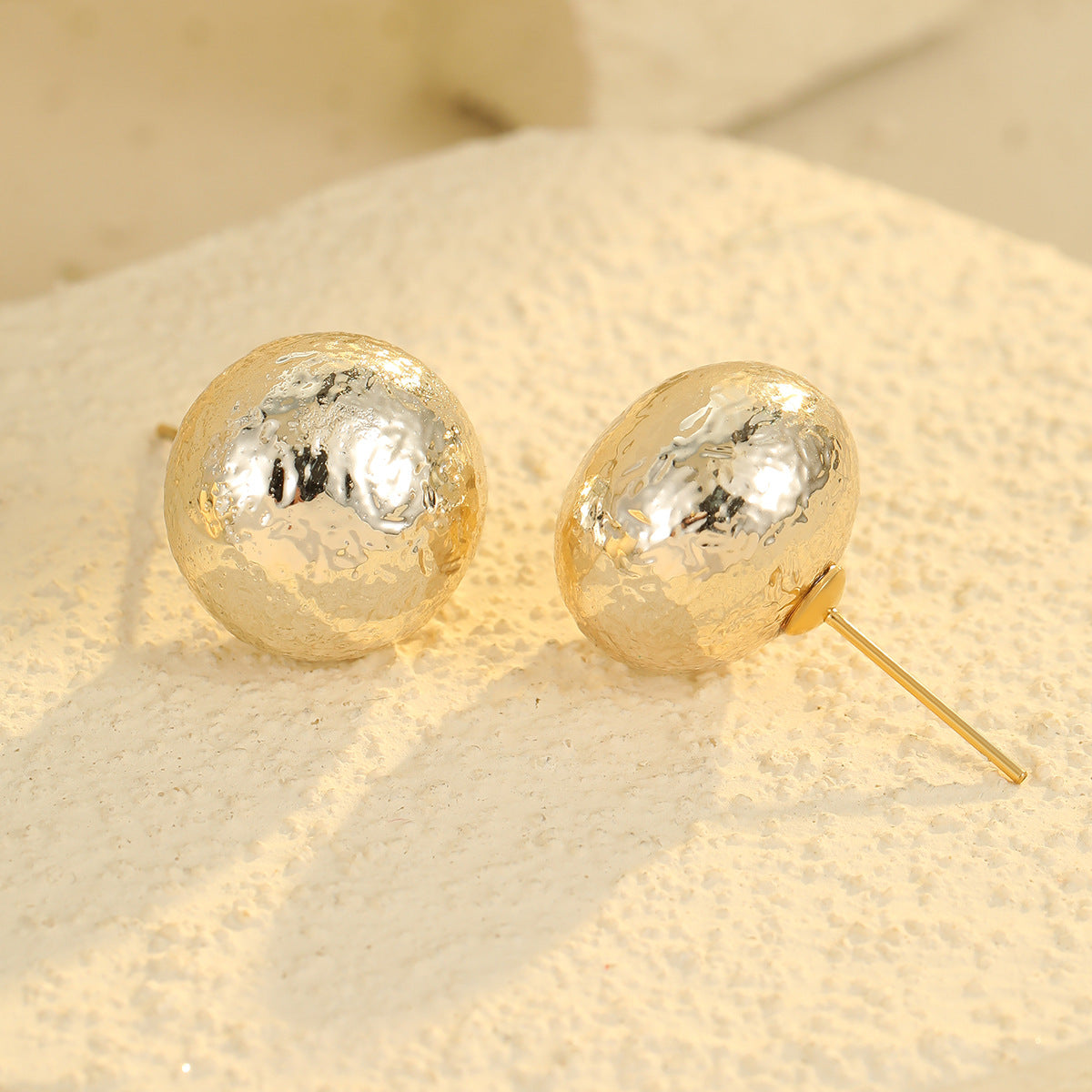 [TGC Retro French Pearl Earrings | Elegant Glossy High-Grade Statement Earrings for Women]