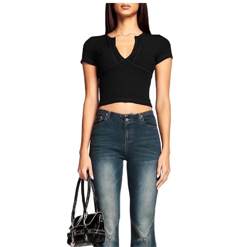 Minimalist Style Outfits | V-neck Short Sleeve Cotton Crop Top