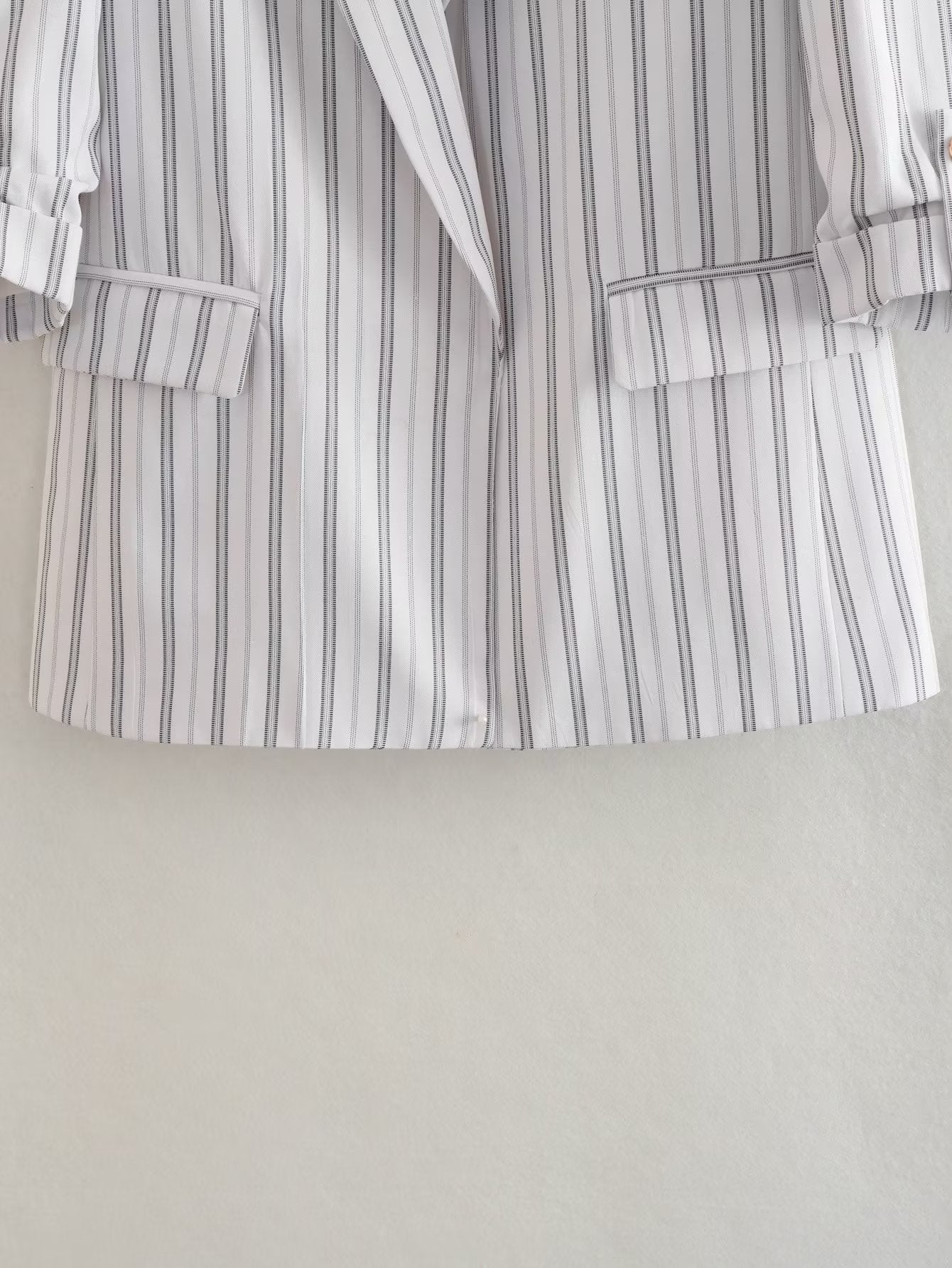 Capsule Wardrobe 2023 | Contemporary Striped White Summer Blazer