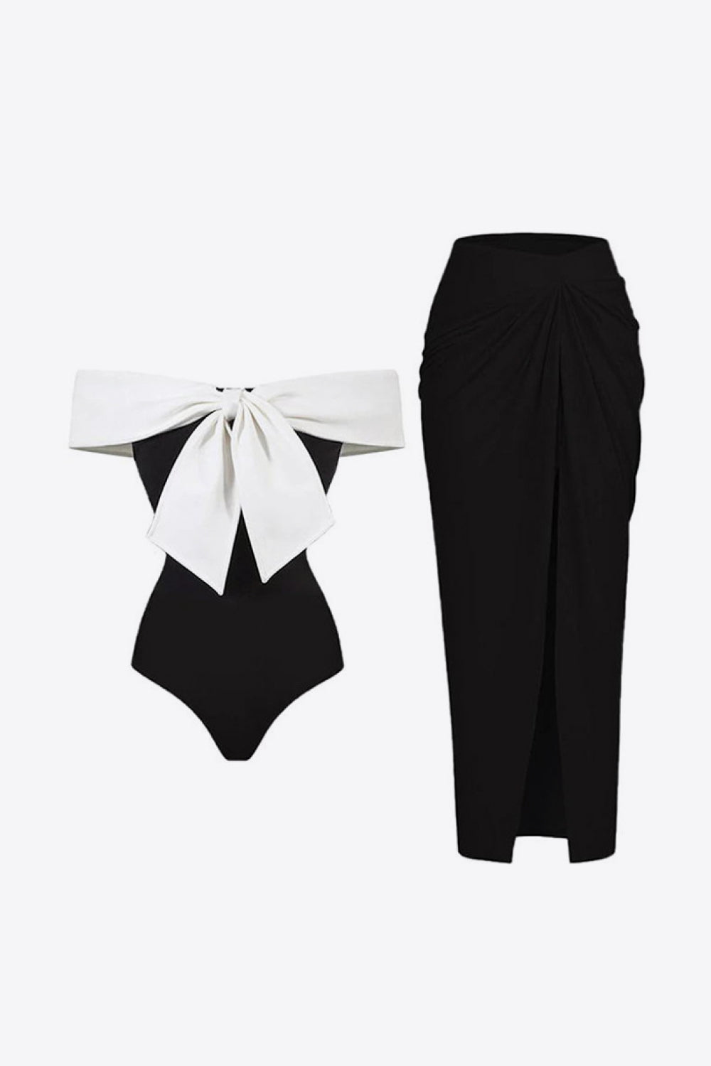 Summer Outfits |  Contrast Bow Detail Two-Piece Swim Set