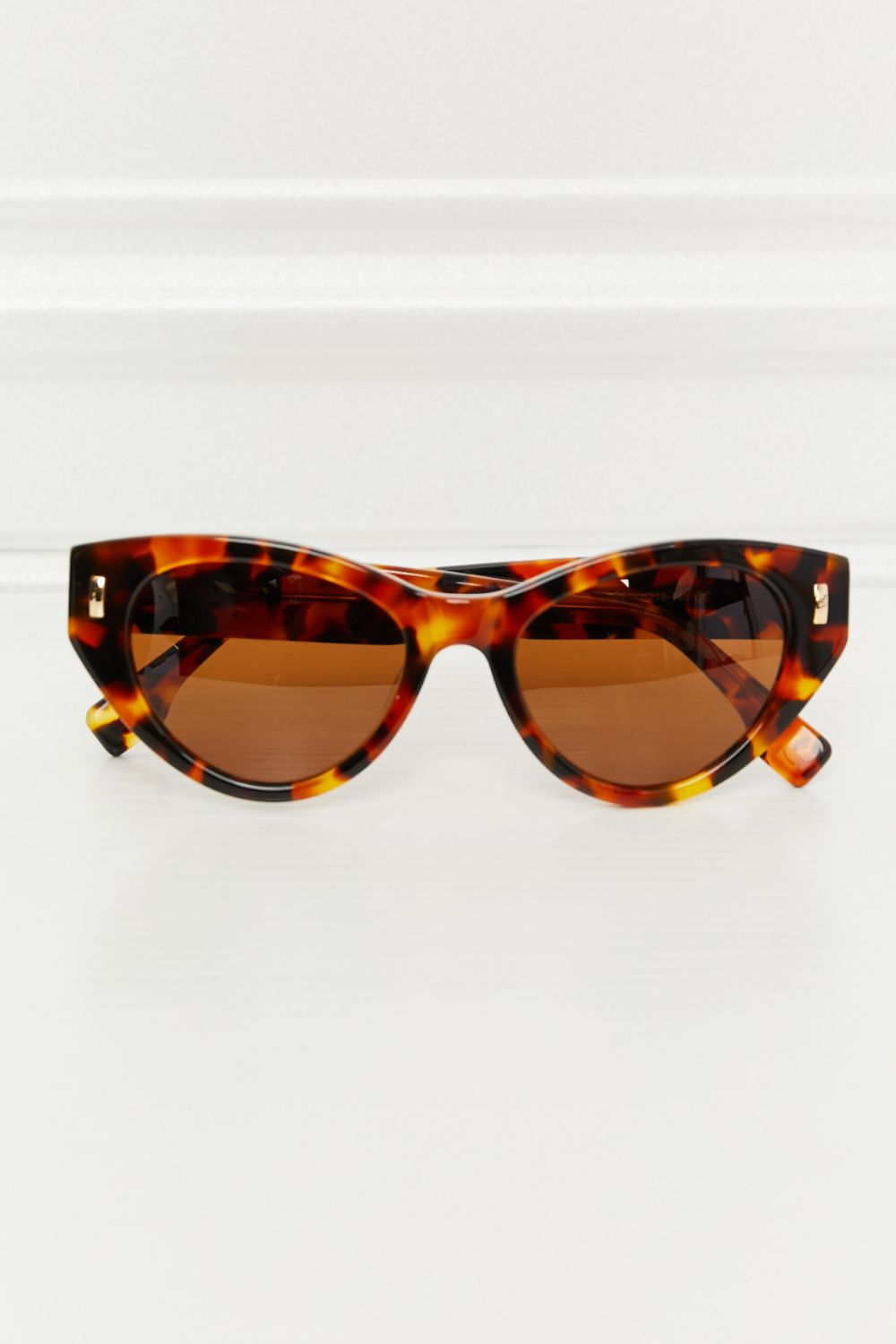 Sunglasses Aesthetic | Tortoiseshell Acetate Frame Sunglasses