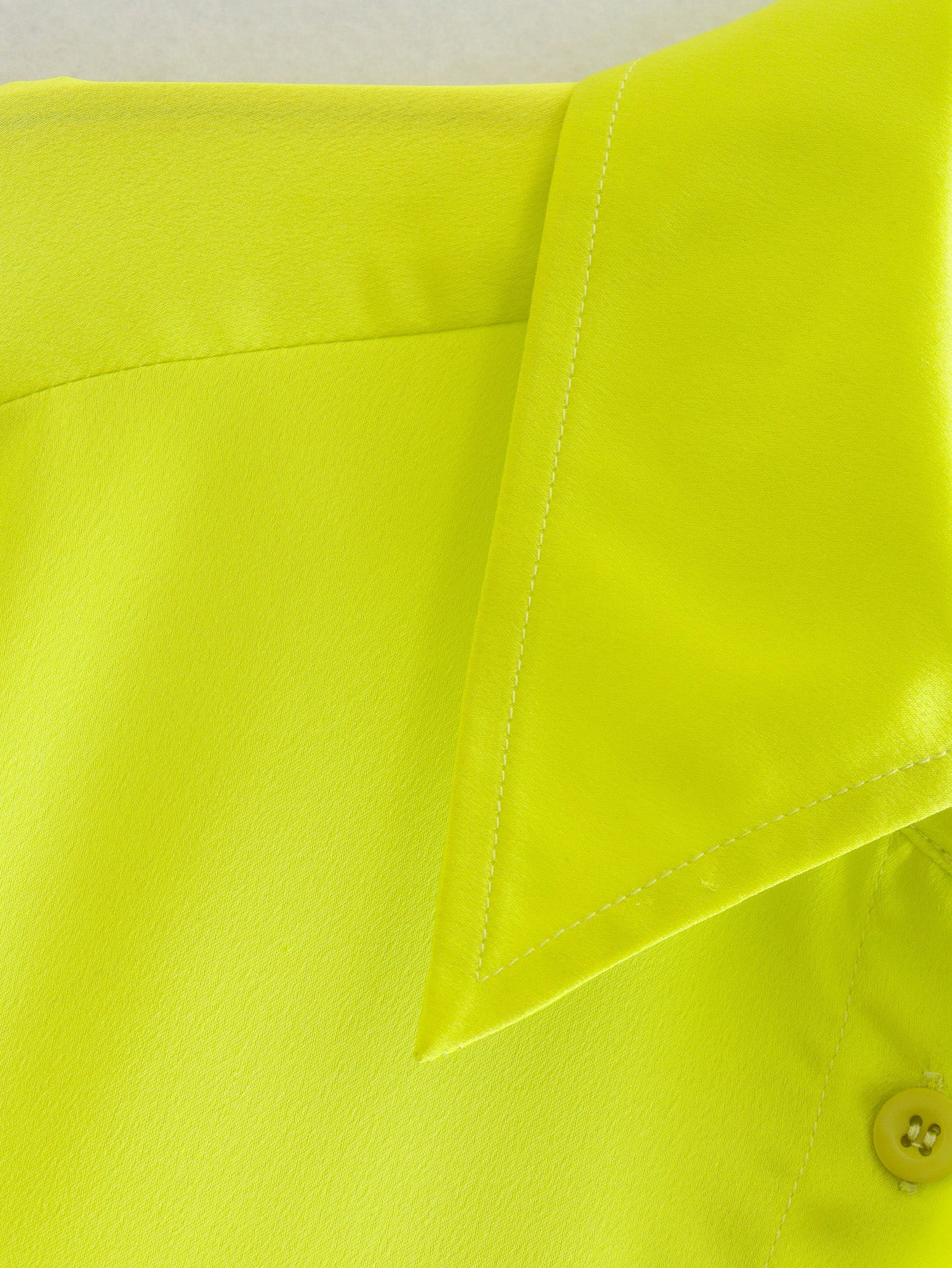 Fall Outfits 2022 | Neon Yellow Aesthetic Shirt