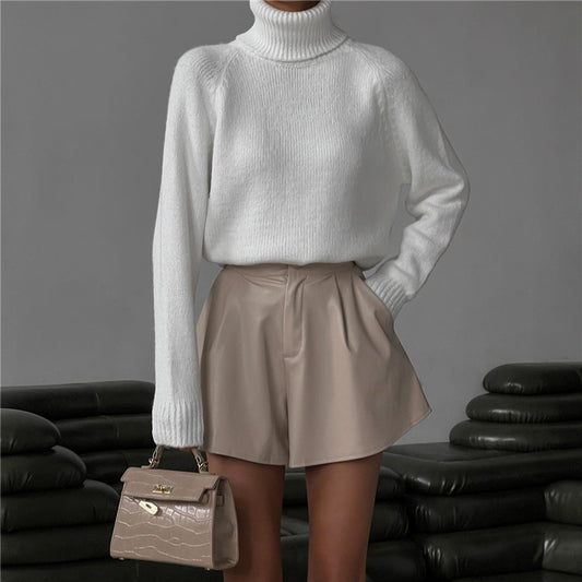Fall Outfits | White Winter Elegance Turtleneck Sweater