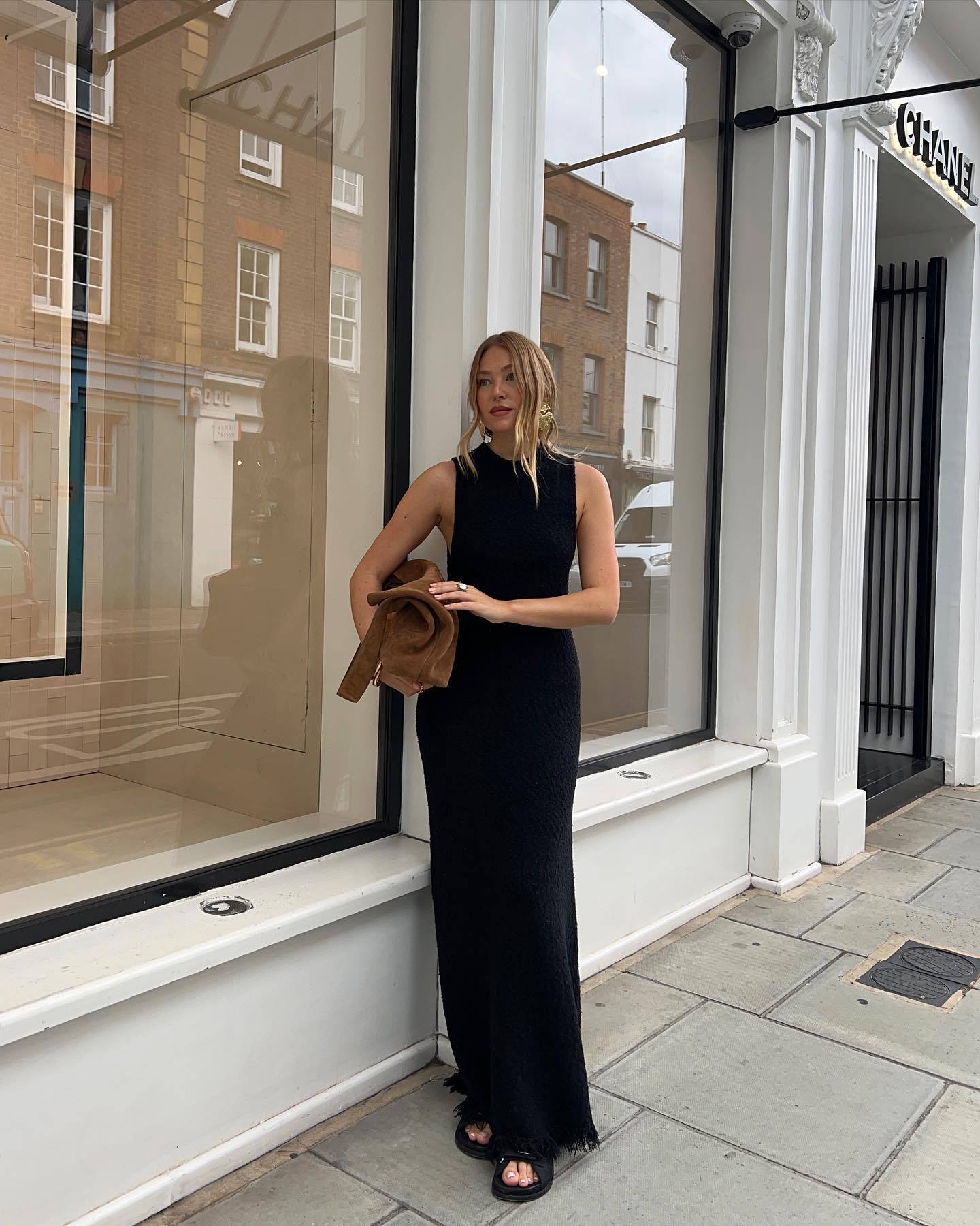 Winter Vacation Knitted Tassel Maxi Dress M / Black Winter Vacation Knitted Tassel Maxi Dress M / Black