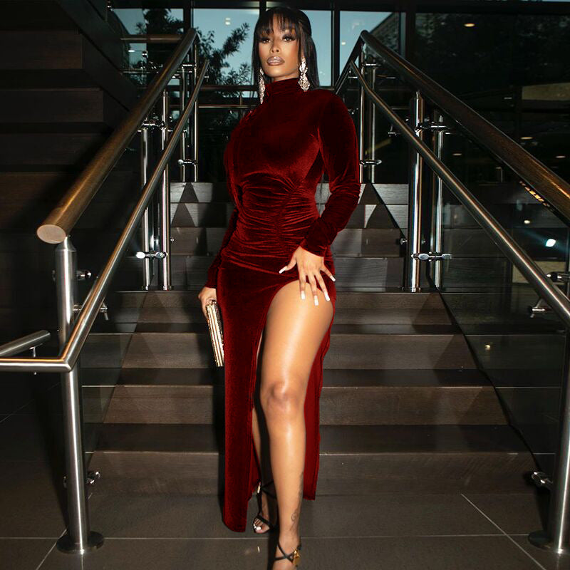 velvet dress turtleneck Brown Midi Tunisian designer Azzedine Alaa presented his first collection in 1981 after years of creating for others Fall 2022 Fashion Trends |